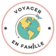 Logo Voyager en Famille